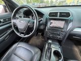Used 2016 Ford Explorer XLT w/ Equipment Group 202A image 3
