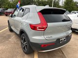 Used 2024 Volvo XC40 B5 Core image 6