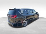 New 2025 Chrysler Pacifica Select image 5