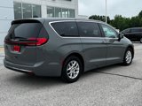 Used 2023 Chrysler Pacifica Touring-L image 4