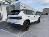 New 2025 Volkswagen Taos SE image 3