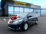 Used 2015 Toyota Sienna XLE image 3