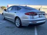 Used 2020 Ford Fusion SE image 3