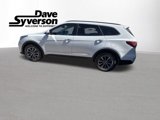 Used 2017 Hyundai Santa Fe SE image 2