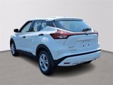 New 2025 Nissan Kicks Play S image 3