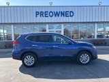 Used 2017 Nissan Rogue SV image 2