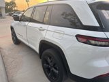 Used 2022 Jeep Grand Cherokee Altitude image 3
