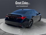 Used 2022 Toyota Avalon XSE image 5