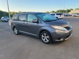 Used 2014 Toyota Sienna LE image 6