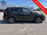 Used 2017 Nissan Rogue SL image 4