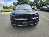 Used 2022 Jeep Grand Cherokee L Limited w/ Black Appearance Package image 3