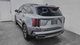 Used 2023 Kia Sorento S image 6