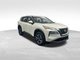 Used 2023 Nissan Rogue SV image 2
