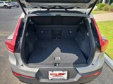 Used 2024 Volvo XC40 B5 Core image 5