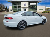 Used 2021 Volkswagen Passat 2.0T R-Line image 5