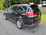 Used 2016 Kia Sorento LX image 4