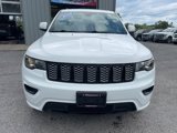 Used 2019 Jeep Grand Cherokee Altitude image 2