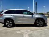 Used 2018 Toyota Highlander Limited Platinum image 5