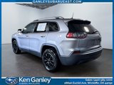 Used 2020 Jeep Cherokee Latitude image 3