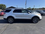 Used 2015 Ford Explorer XLT w/ Equipment Group 202A image 2
