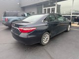 Used 2017 Toyota Camry LE image 3