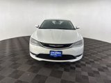 Used 2015 Chrysler 200 Limited w/ Convenience Group image 3
