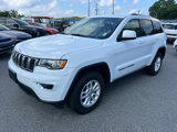 Used 2020 Jeep Grand Cherokee Laredo image 3