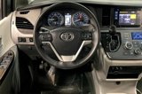 Used 2017 Toyota Sienna XLE image 5