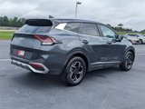 Used 2024 Kia Sportage LX image 3