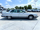 Used 1992 Oldsmobile Ninety-Eight Regency Elite image 3