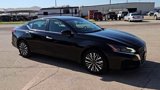 Used 2023 Nissan Altima 2.5 SV image 2
