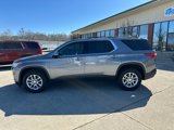 Used 2020 Chevrolet Traverse LT image 2