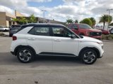 Certified 2024 Hyundai Venue Limited image 4