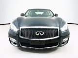 Used 2017 INFINITI Q70 3.7 image 2
