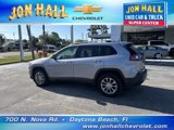 Used 2019 Jeep Cherokee Latitude w/ Popular Appearance Group image 5