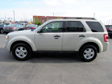 Used 2009 Ford Escape XLT image 2