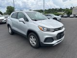 Used 2017 Chevrolet Trax LT w/ LT Convenience Package image 4