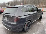 Used 2017 BMW X3 xDrive28i w/ XLine image 3