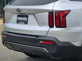 Used 2021 Kia Sorento S w/ Panoramic Sunroof Package image 5