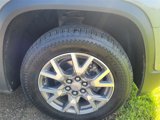Used 2021 GMC Acadia SLT w/ Technology Package image 3