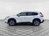 Used 2021 Nissan Rogue SV image 2