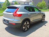 Used 2025 Volvo XC40 B5 Plus image 4