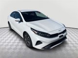 Used 2024 Kia Forte LXS image 3