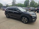 Used 2018 Nissan Rogue SL w/ Premium Package image 2