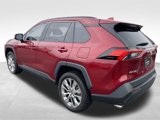 Used 2021 Toyota RAV4 XLE Premium image 5