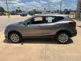 Used 2022 Nissan Rogue Sport SV image 4
