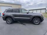 Used 2017 Jeep Grand Cherokee Limited w/ Luxury Group II image 3