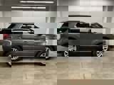 Used 2018 Ford Explorer XLT image 3