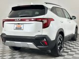 Used 2024 Kia Seltos EX image 4