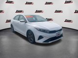 Used 2022 Kia Forte LXS image 3